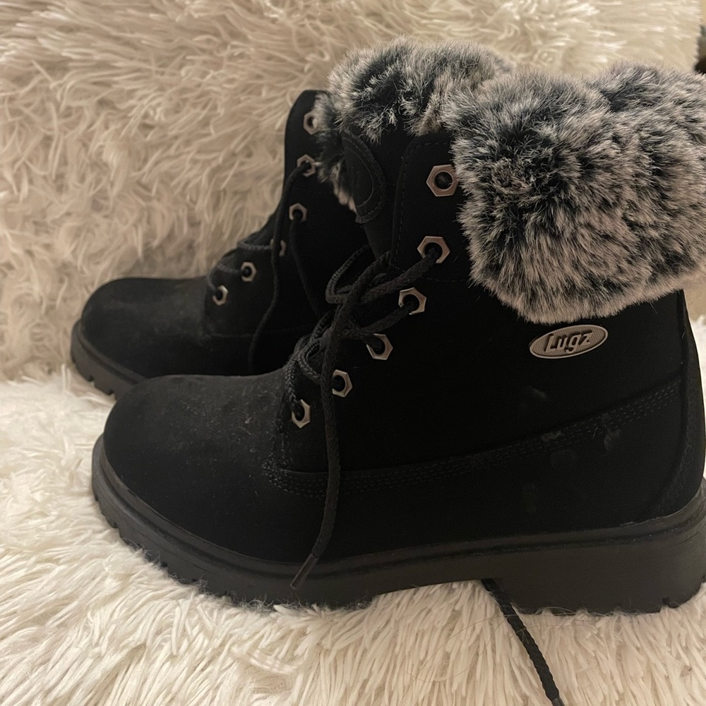 Lugz boots black